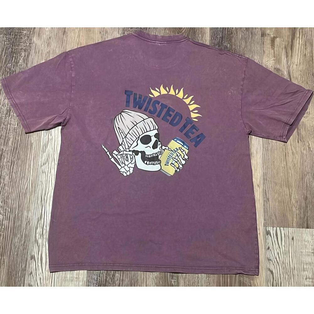 E#699-XXL-cotton 100%, super soft, super comfy, graphic tee